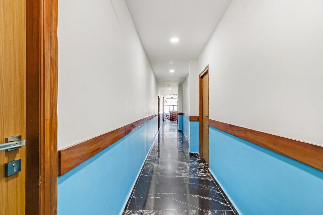 Oyo 28303 Yesh Comforts Hotell Madikeri Exteriör bild